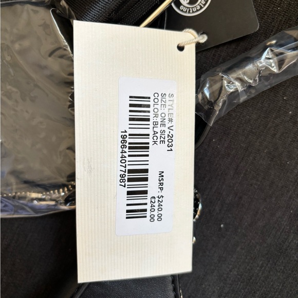 Valentina Black Shoulder Bag with Chunky Chain Strap and Curved Shape - Picture 5 of 13